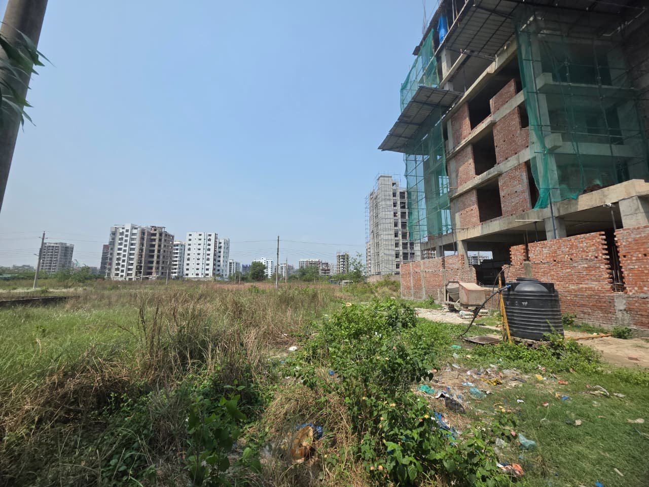 Bashundhara R/A 4 Katha, South Face land sale.